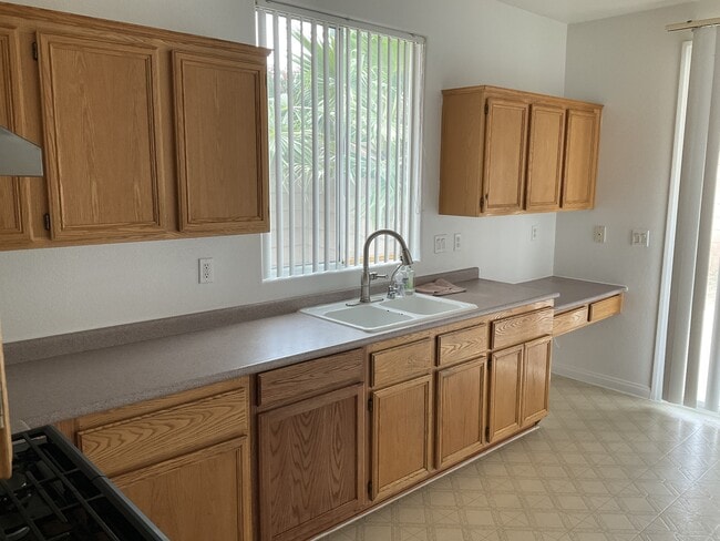 Photo - 8336 Crown Peak Ave