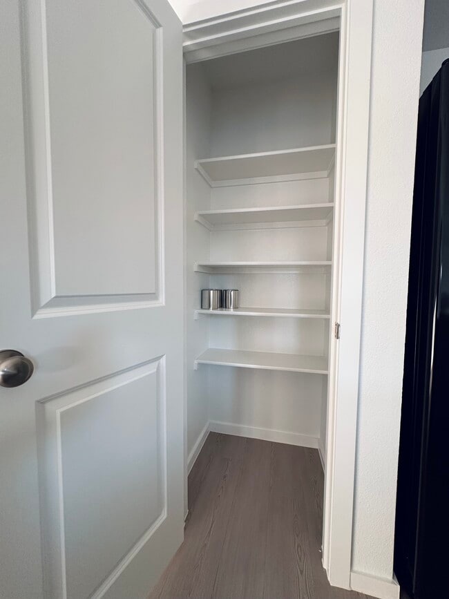 Photo - 2020 Welsh Ln