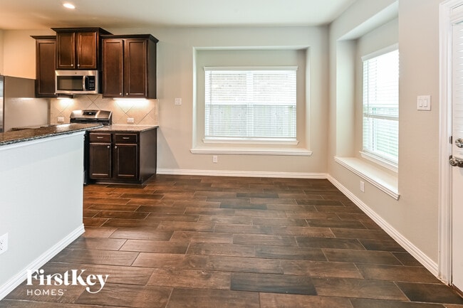 10019 Chase Ct