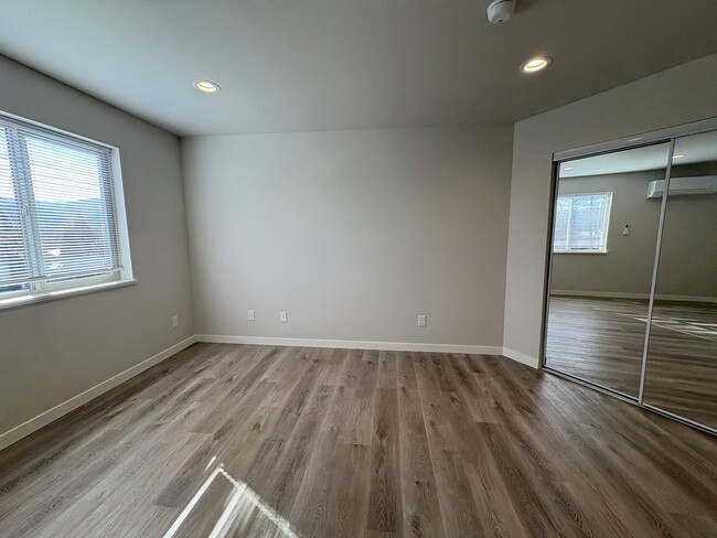 Photo - 2210 Arden Ct N