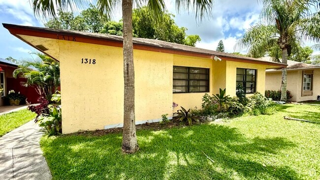 Building Photo - 1318 Summit Run Cir Rental