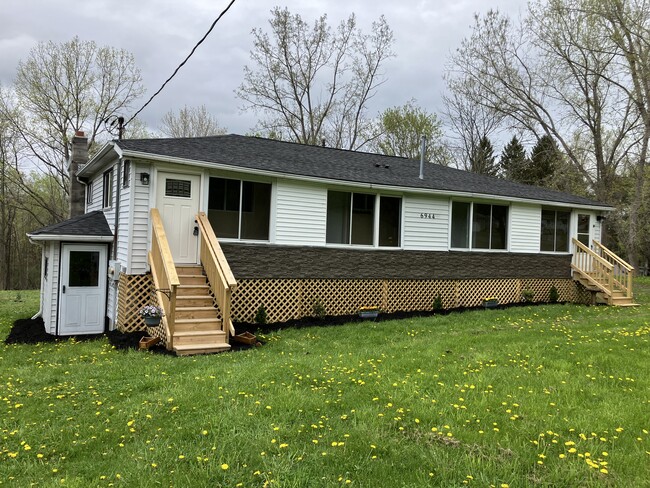 Front - 6910 County Road 37 House