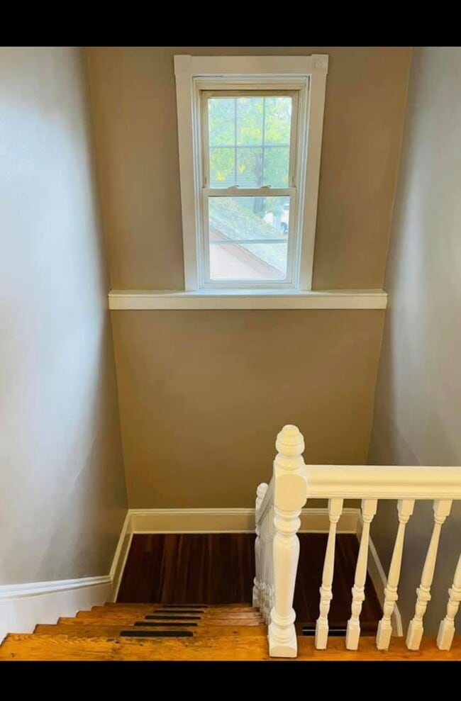 Photo - 139 Devonshire St Unidad 2nd Floor