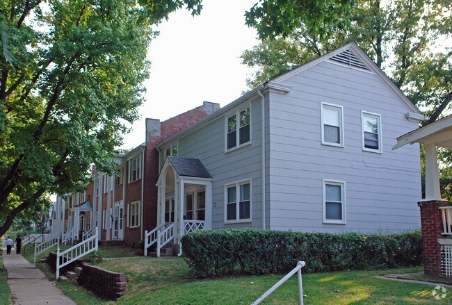 Photo - Plaza Town House