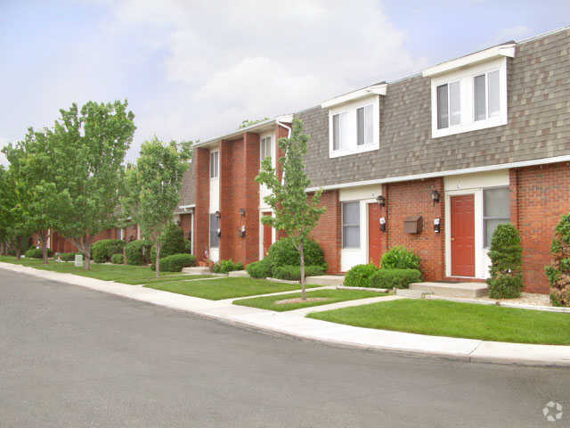 Community - Village Park at Eastborough