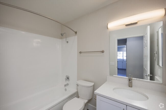2BR, 2BA - 997SF - Second Bathroom