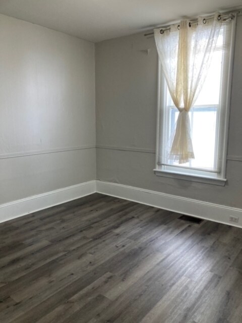 Photo - 204 Duke St Unit 1