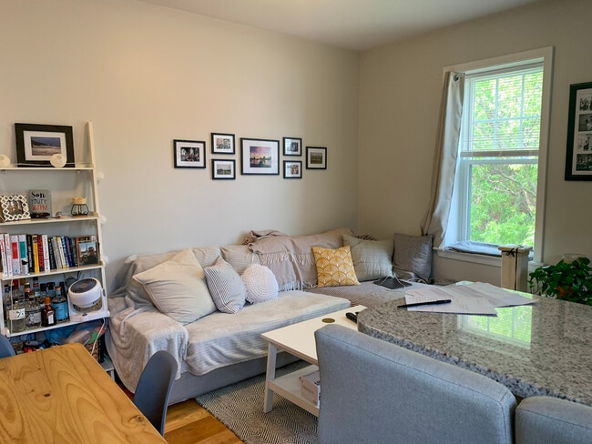 Photo - 33 Anderson St Unit 6