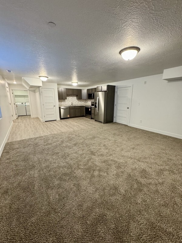 Building Photo - 1131 High Plns Dr