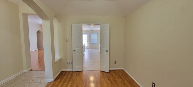 Photo - 16306 April Ridge Dr