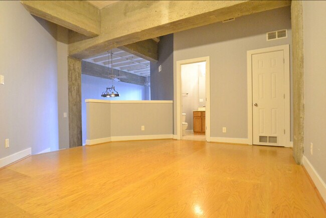 Photo - Real Silk Lofts