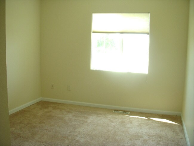 Photo - 2702 Sunner Ave Unit 2702 Sunner Ave