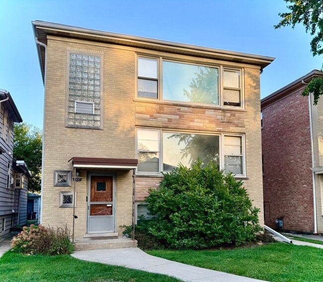 Building Photo - 2631 N 74th Ave Unit 1