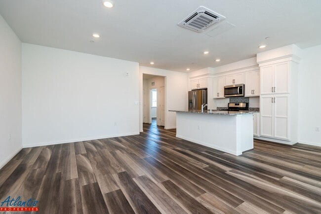 Photo - Newly Built Condo | Open Floor Plan | E.V. Outlet