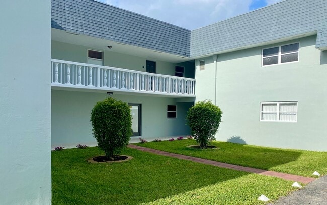 Brandon Palm Springs Apartment Homes