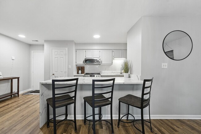 Photo - 1310 Park Glen Dr