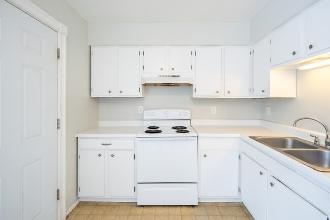 Photo - 50-62 East Street - 3B