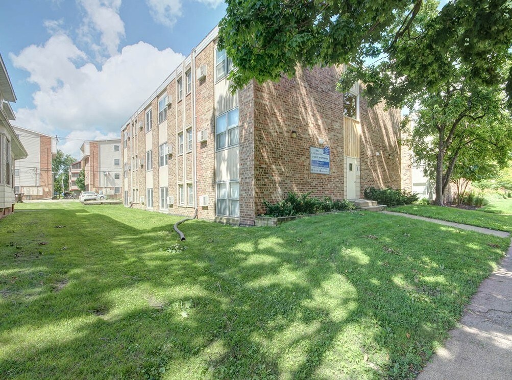 Photo - 506 E Stoughton St 506 E Stoughton St