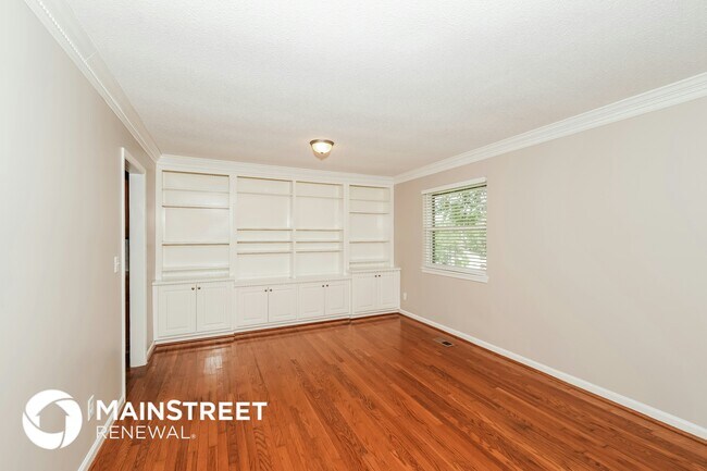 Photo - 1804 Creely Dr