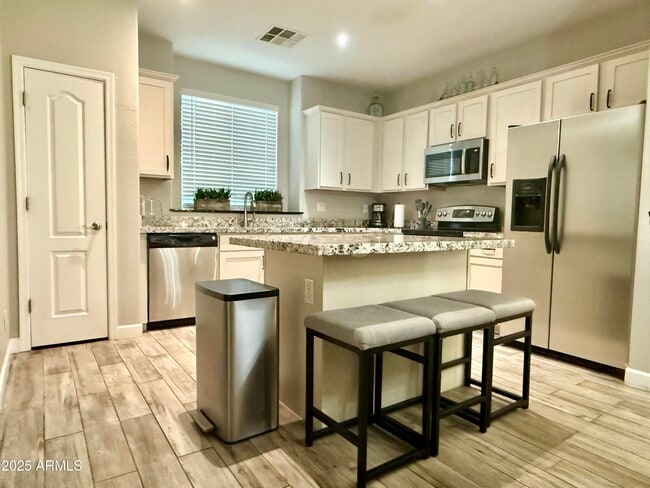 Photo - 3708 E Kerry Ln