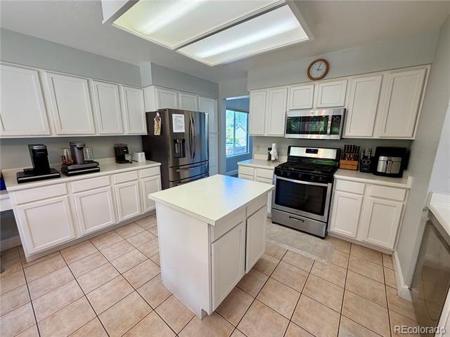 Photo - 9853 Salford Ln