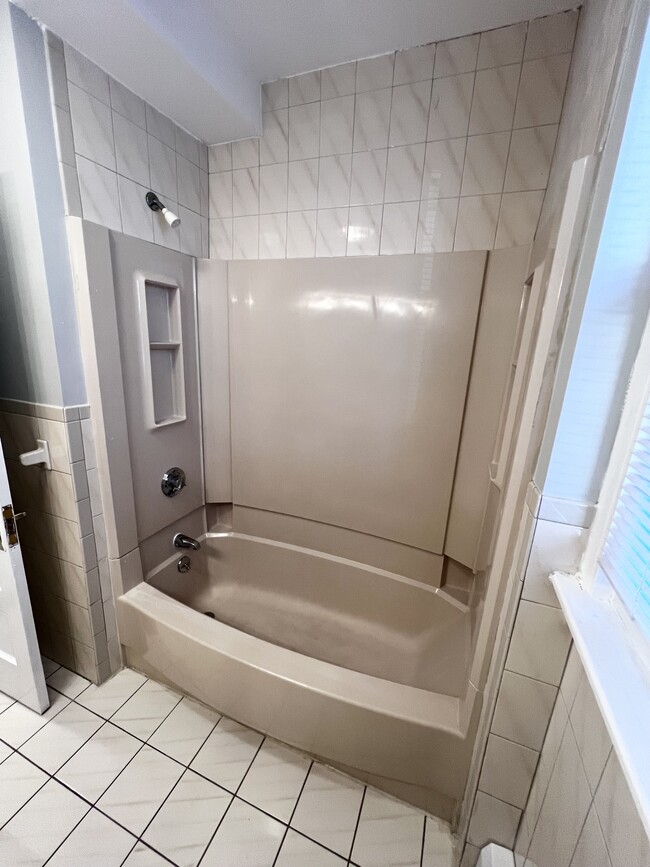 Photo - 532 High St Unidad 2