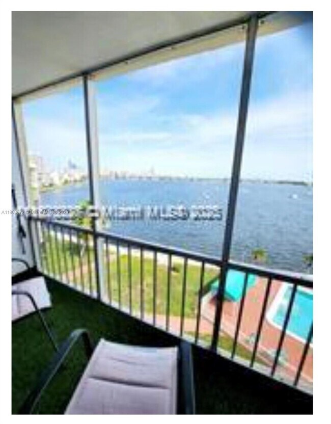 Photo - 2910 Point E Dr Unit M610