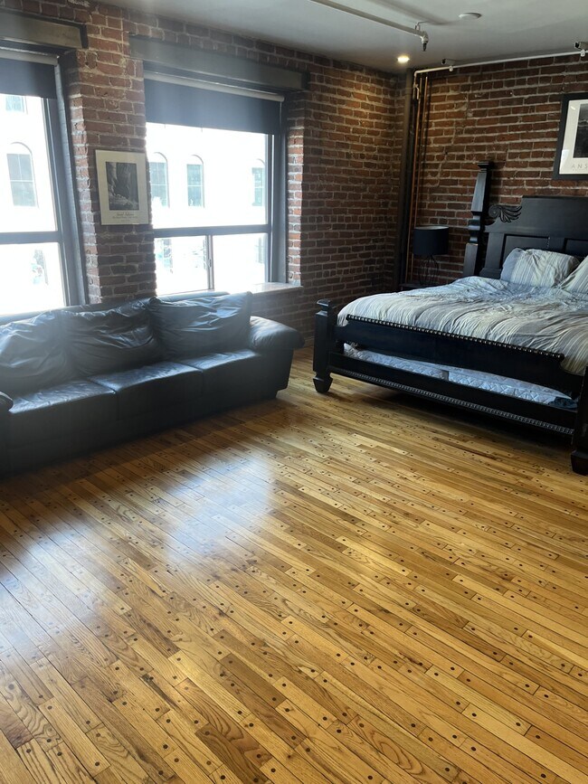 Dormitorio - 1940 Blake St Unidad 200