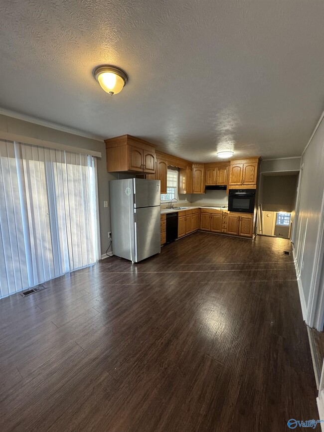 Photo - 3409 Rosedale Dr NW House