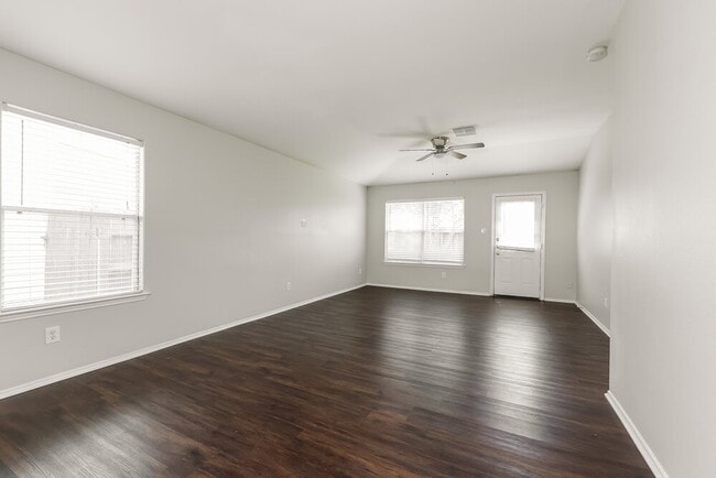 Photo - 1811 Adobe Stone Dr