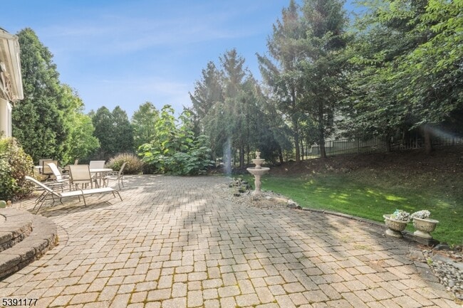 Photo - 2 Bedford Dr