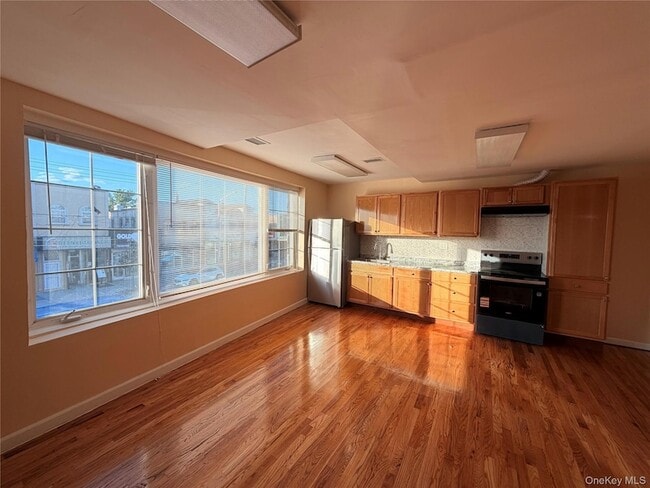 Building Photo - 127-16 Liberty Ave Unit 2