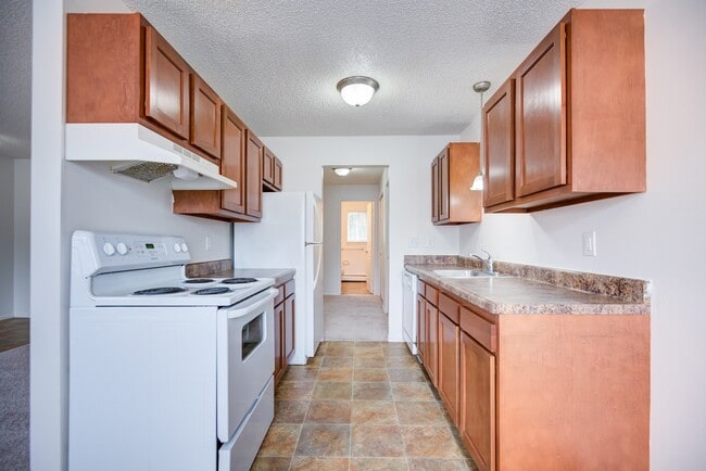 Parkway Manor Apartment Homes