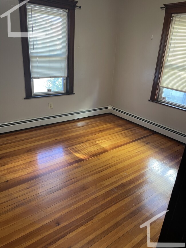 Building Photo - 139 Hillsdale Rd Unit 2 Rental