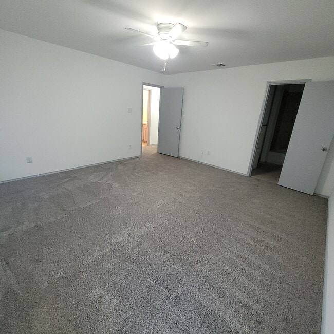 Photo - 200 Alpine Dr