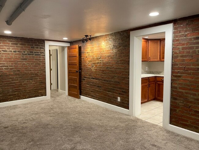 Building Photo - 1300 N Lafayette St Unit North Garden Rental