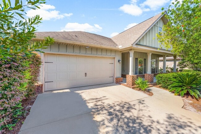 Photo - 132 Whispering Lake Dr Casa
