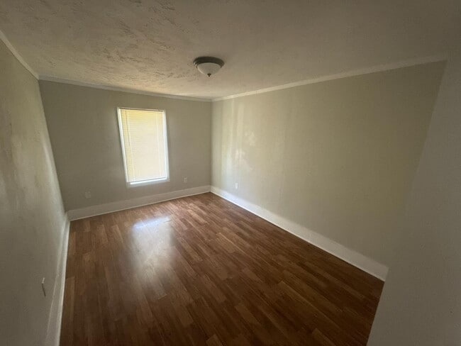 4195 Chaison Ave Unit 4195 Chaison Ave