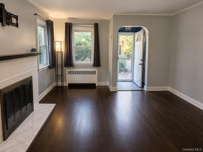 Photo - 187 Perry St