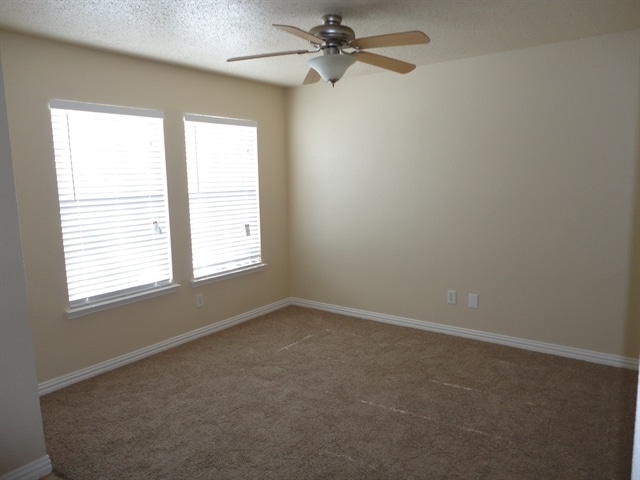 Photo - 4405 Statesman Ln