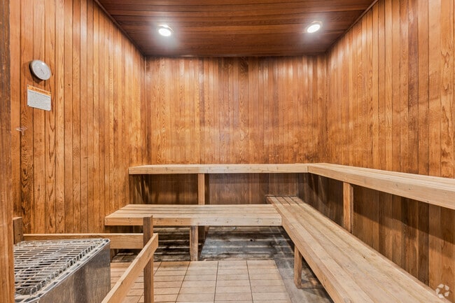Sauna - Lakeshore Apartments