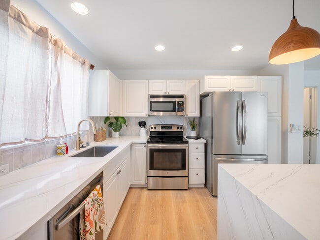 Photo - 1020 Kakala St