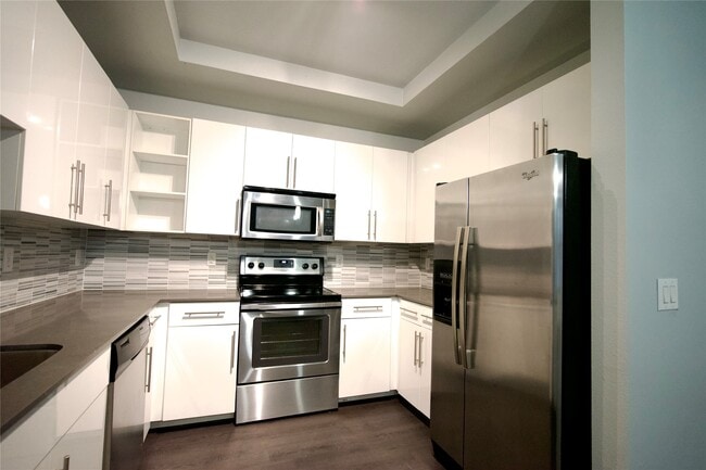 Building Photo - 3788 Richmond Ave.