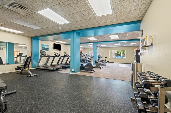 The Landmark At Hatchery Hill Fitness Center