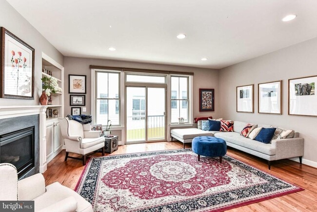 Photo - 2505 S Kenmore Ct