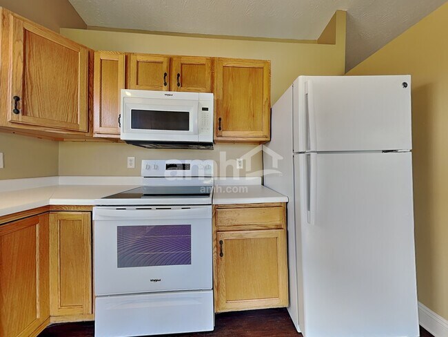 Photo - 7184 Franklin Madison Rd