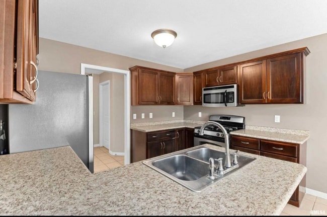 Photo - 10013 Brompton Ct