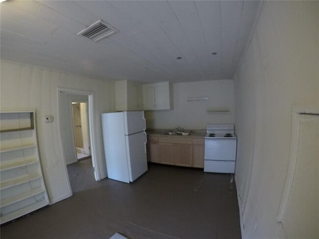 Photo - 505 E Virginia Ave