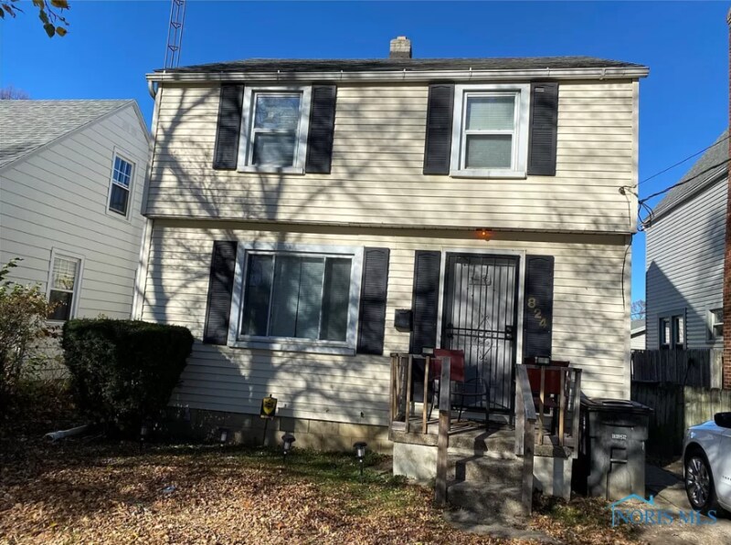 Photo - 824 Dryden Dr House