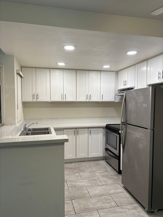 Building Photo - Upgraded 1 Bedroom Condo in Mission Valley for Lease
